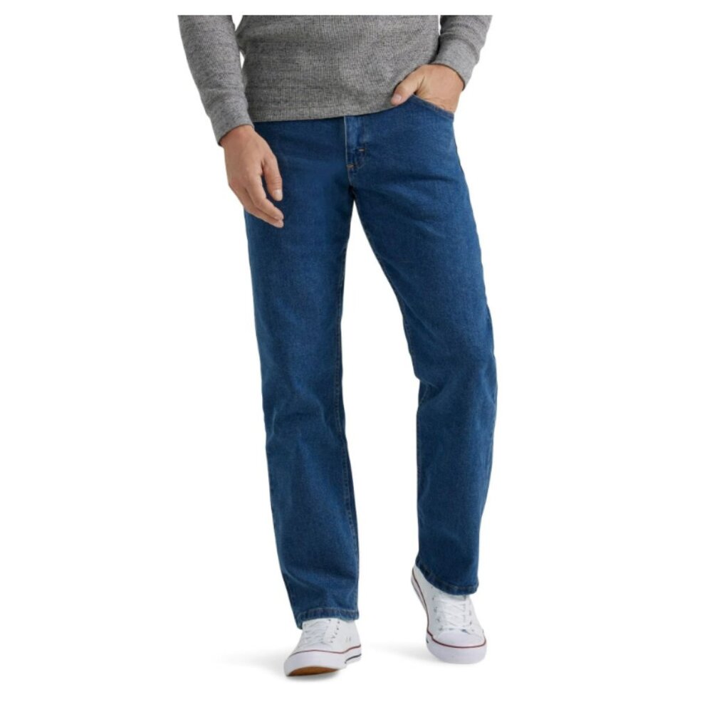 Wrangler Men's and Big Men's Relaxed Fit Jeans with Flex 33x30